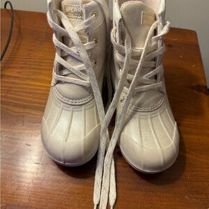 Sperry Cream Lace-Up Duck Boots